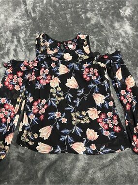 VENUS Black Floral Cold-Shoulder Blouse with Pink & Blue Flowers